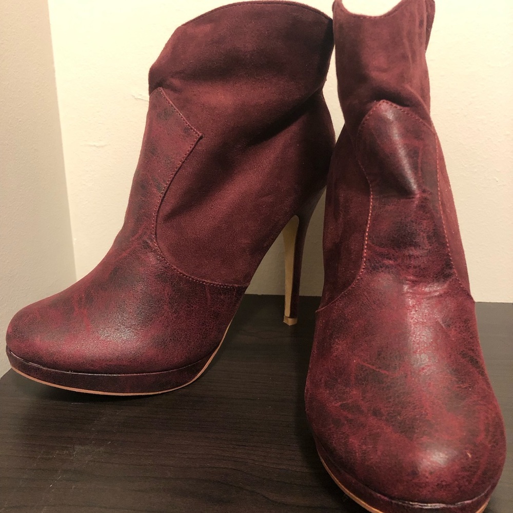 Maroon suede ankle booties BRAND NEW